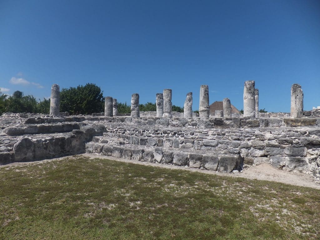 El Rey Mayan Ruins